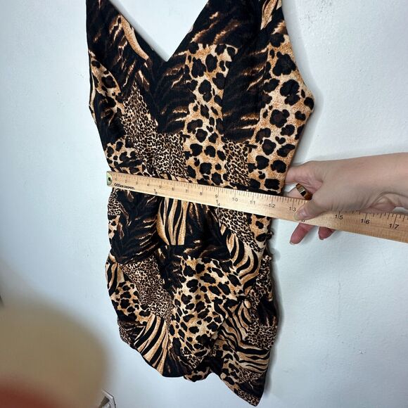 Urban Outfitters leopard Print V Neck Spaghetti Strap Tulip Hem Mini Dress Small - Picture 12 of 13